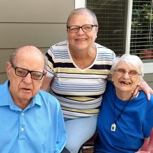 Meet your Posher, Lori